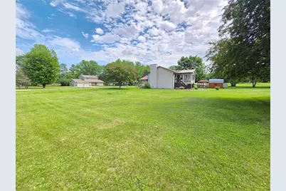 1440 Birchwood Lane, Eau Claire, WI 54703 - Photo 10