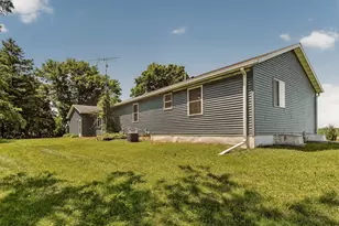 3010 55th Ave NE, Rochester, MN 55906 - Photo 20