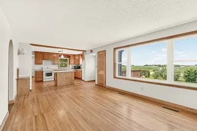 3010 55th Avenue NE, Rochester, MN 55906 - Photo 2