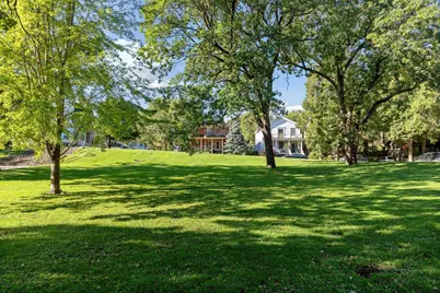223 Walnut Street, Saint Paul, MN 55102 - Photo 100