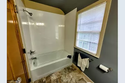 905 Carver Street N, Winthrop, MN 55396 - Photo 24