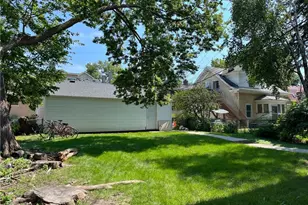 2223 Pleasant Ave, Minneapolis, MN 55404 - Photo 4