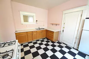2223 Pleasant Ave, Minneapolis, MN 55404 - Photo 12