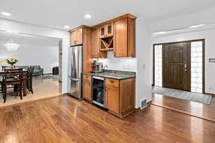2436 Standridge Ave, Maplewood, MN 55109 - Photo 4