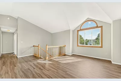 5319 Highgrove Lane NW, Rochester, MN 55901 - Photo 4