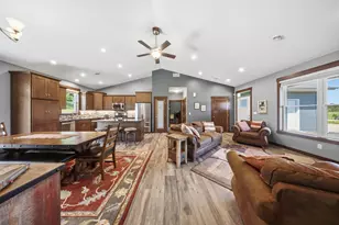 911 67th Ave, Hudson, WI 54016 - Photo 4