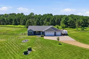 911 67th Ave, Hudson, WI 54016 - Photo 1