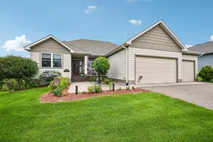 31473 Marvin Ave, Lindstrom, MN 55045 - Photo 2