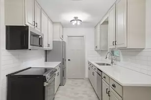 3606 Woodbine Ln N, Brooklyn Center, MN 55429 - Photo 8
