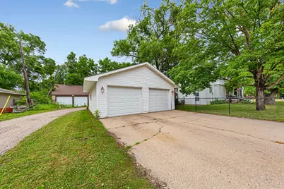 904 Central Avenue N, Faribault, MN 55021 - Photo 30