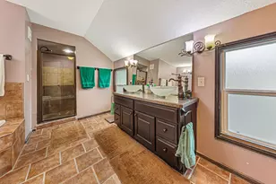 904 Central Ave N, Faribault, MN 55021 - Photo 22