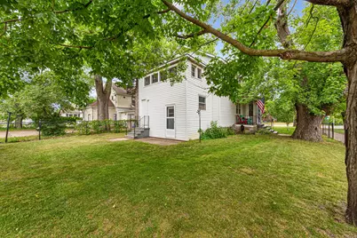 904 Central Avenue N, Faribault, MN 55021 - Photo 28