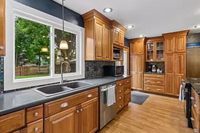 1401 Echo Drive, Burnsville, MN 55337 - Photo 14