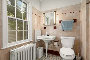 2406 W 54th St, Minneapolis, MN 55410 - Photo 20