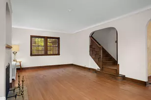 2406 W 54th St, Minneapolis, MN 55410 - Photo 4