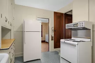 2406 W 54th St, Minneapolis, MN 55410 - Photo 12