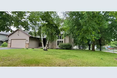 3894 123rd Avenue NW, Coon Rapids, MN 55433 - Photo 2