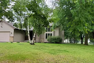 3894 123rd Ave NW, Coon Rapids, MN 55433 - Photo 2