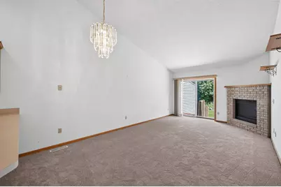 643 86th Lane NW, Coon Rapids, MN 55433 - Photo 2