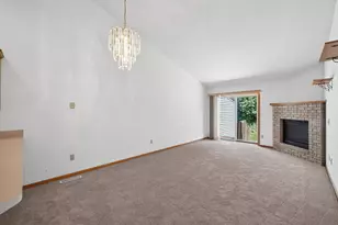 643 86th Ln NW, Coon Rapids, MN 55433 - Photo 2