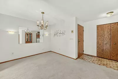 1808 Lakeview Court SW #101, Rochester, MN 55902 - Photo 6