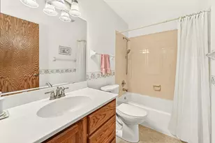 1808 Lakeview Ct SW, Rochester, MN 55902 - Photo 16