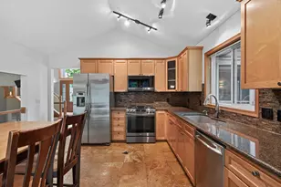 19625 Ireland Way, Lakeville, MN 55044 - Photo 8