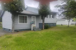 139 Edison Blvd, Silver Bay, MN 55614 - Photo 2