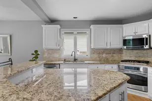 2014 Fox Valley Dr SW, Rochester, MN 55902 - Photo 12