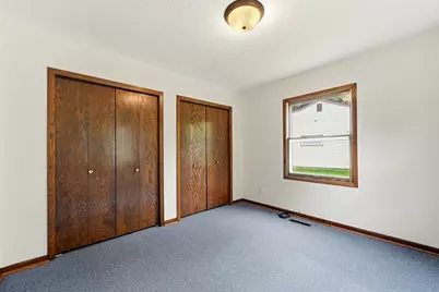 1805 Marvale Avenue SE, Rochester, MN 55904 - Photo 12