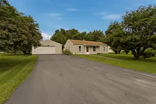 1805 Marvale Ave SE, Rochester, MN 55904 - Photo 1