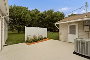 1805 Marvale Ave SE, Rochester, MN 55904 - Photo 20