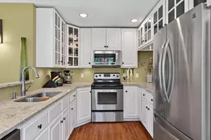 4857 Karen Pl, White Bear Lake, MN 55110 - Photo 8