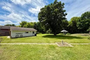 6565 165th Ave NW, New London, MN 56273 - Photo 14