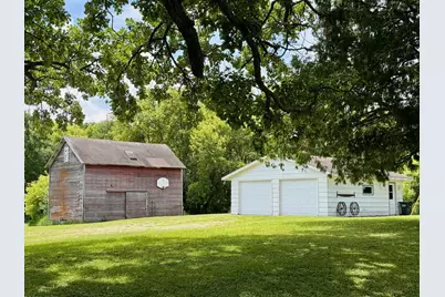 6565 165th Avenue NW, New London, MN 56273 - Photo 4