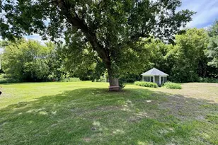 6565 165th Ave NW, New London, MN 56273 - Photo 10