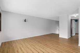 12381 Drake St NW, Coon Rapids, MN 55448 - Photo 8