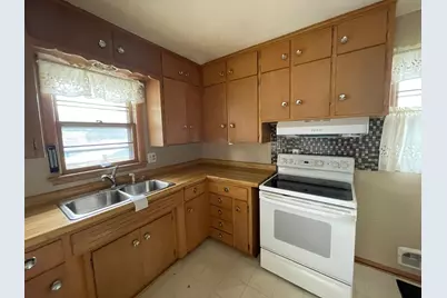 2412 18th Avenue NW, Rochester, MN 55901 - Photo 6
