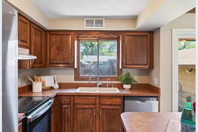 7148 Morgan Avenue N, Brooklyn Center, MN 55430 - Photo 14