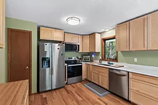 5595 Wedgewood Dr, Shorewood, MN 55331 - Photo 4