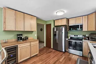 5595 Wedgewood Dr, Shorewood, MN 55331 - Photo 4
