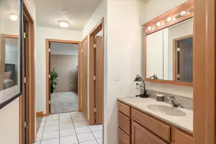 808 Cedar Dr, La Crescent, MN 55947 - Photo 14