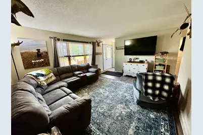 305 Lincoln Court SW, Warroad, MN 56763 - Photo 16