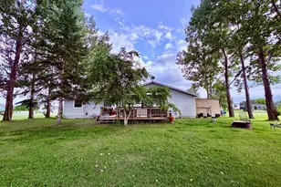 305 Lincoln Ct SW, Warroad, MN 56763 - Photo 24