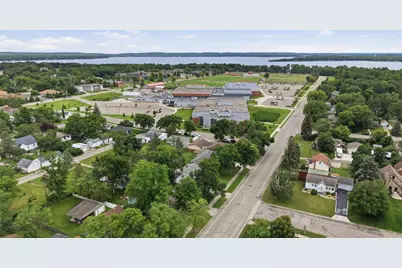 1221 Roosevelt Avenue, Detroit Lakes, MN 56501 - Photo 32