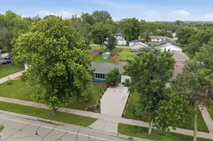 1221 Roosevelt Ave, Detroit Lakes, MN 56501 - Photo 26