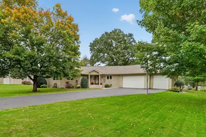 101 Anglewood Drive, Kenyon, MN 55946 - Photo 1