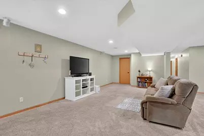 101 Anglewood Drive, Kenyon, MN 55946 - Photo 24