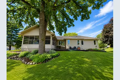 101 Anglewood Drive, Kenyon, MN 55946 - Photo 2