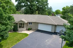 101 Anglewood Dr, Kenyon, MN 55946 - Photo 4